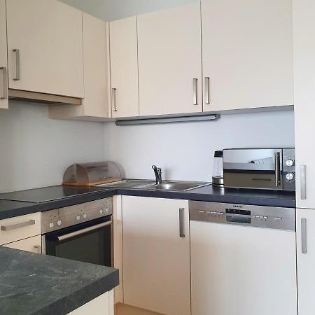 Near Lake Spacious & Furnished Beautiful Apartment فيينا المظهر الخارجي الصورة