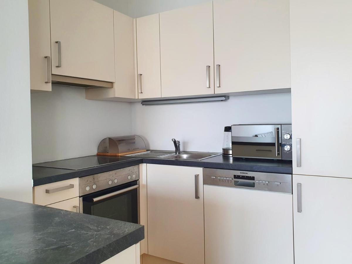 Near Lake Spacious & Furnished Beautiful Apartment فيينا المظهر الخارجي الصورة