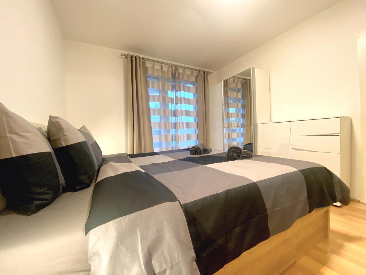 Near Lake Spacious & Furnished Beautiful Apartment فيينا المظهر الخارجي الصورة