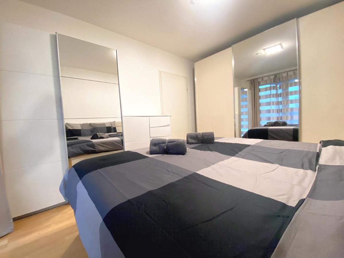 Near Lake Spacious & Furnished Beautiful Apartment فيينا المظهر الخارجي الصورة